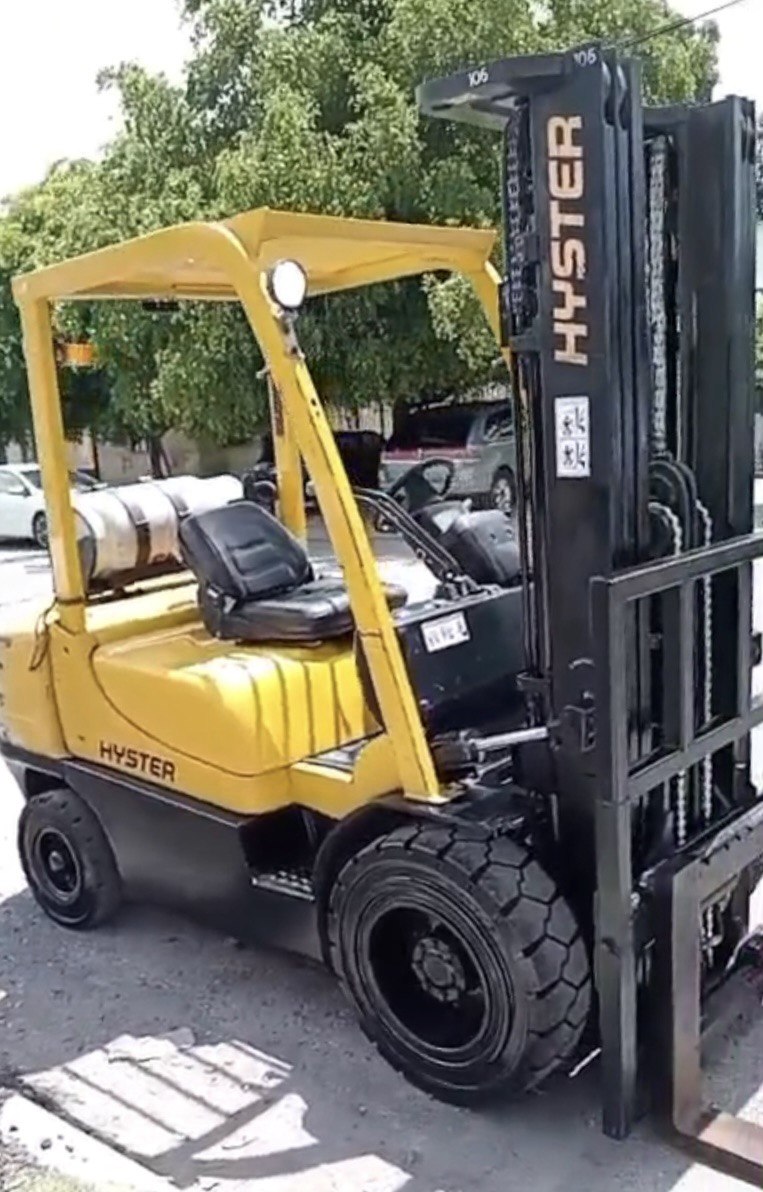 Montacargas Hyster 2005 de 6000 lb